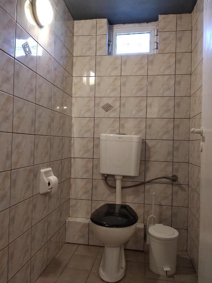 Alternative Country House 10 Minutes From Athens Airport Artemida  Esterno foto